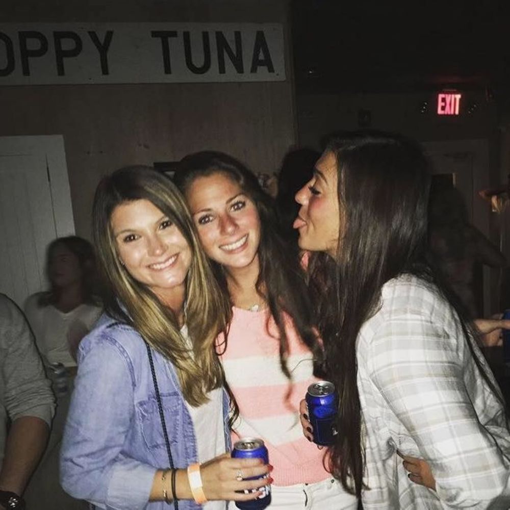 Meet your Posher, Alyssa